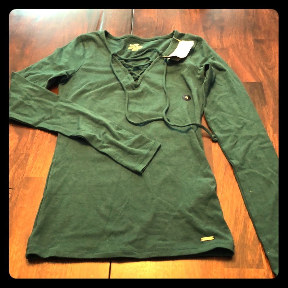 NWT Hollister Soft Cotton Shirt 🌺